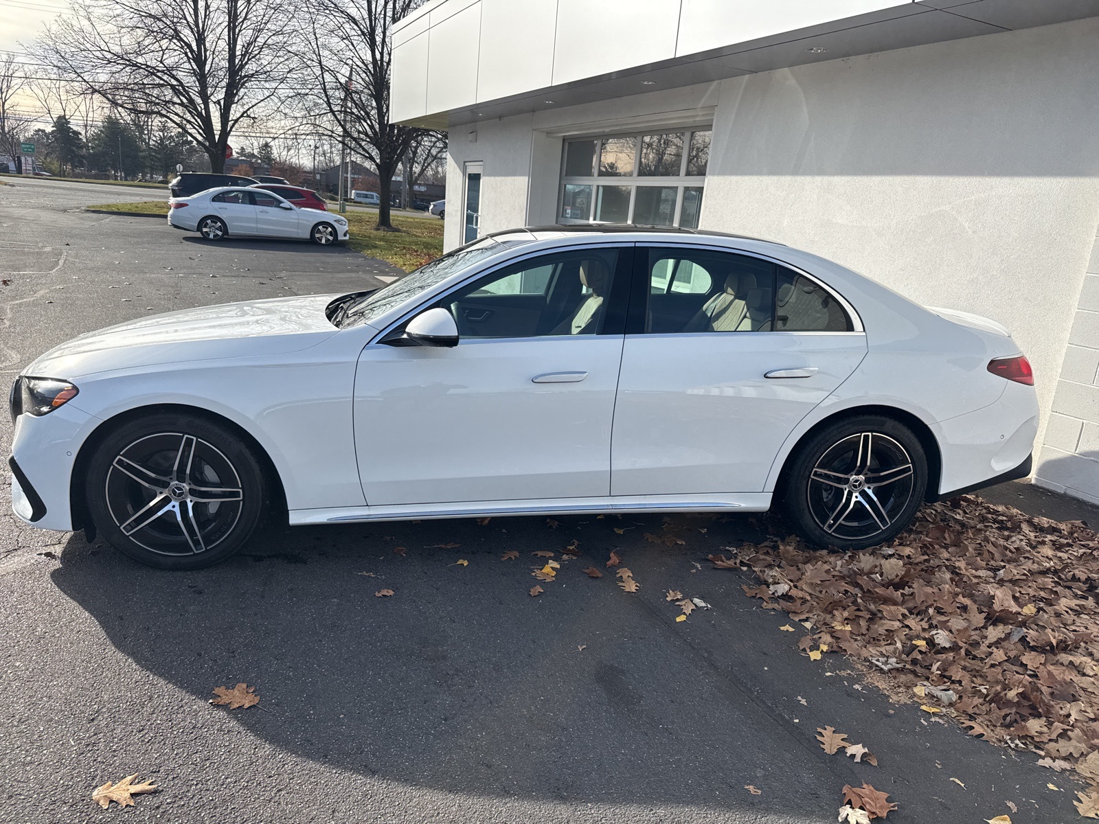 2025 Mercedes Benz E 350 4MATIC photo 2