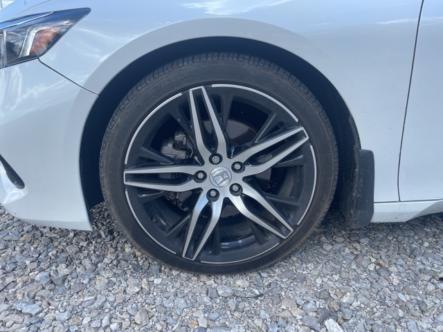 2021 Honda Accord Touring 2.0T photo 4