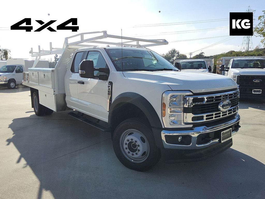 2025 Ford F-450 Super Duty Chassis Cab XL's photo