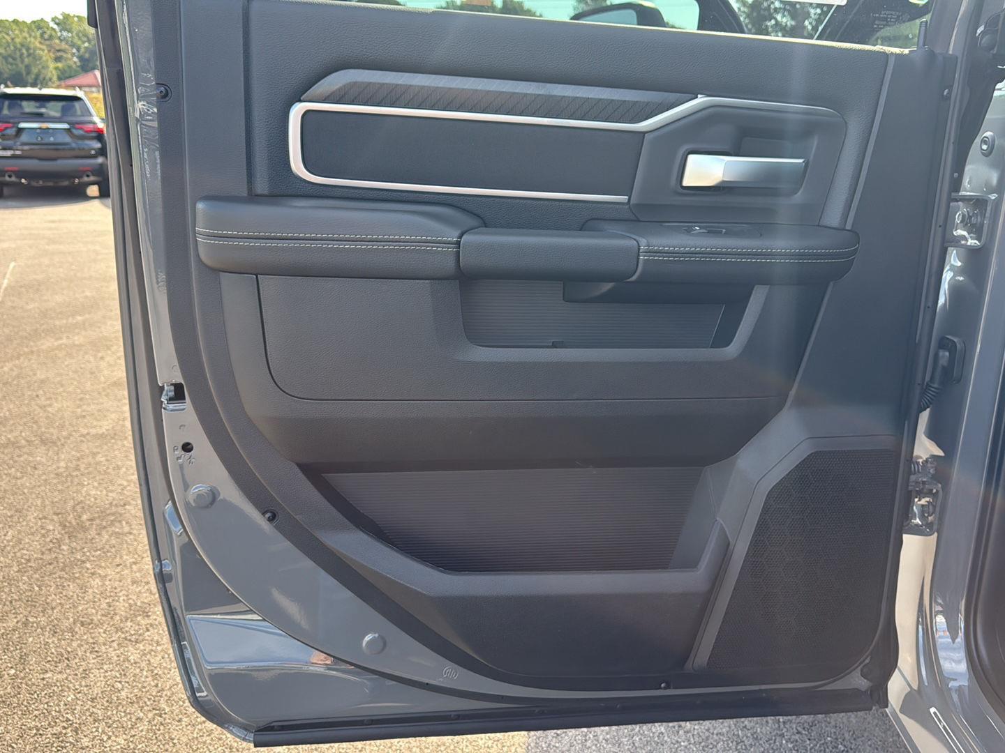 2026 Ram 2500 Big Horn photo 21