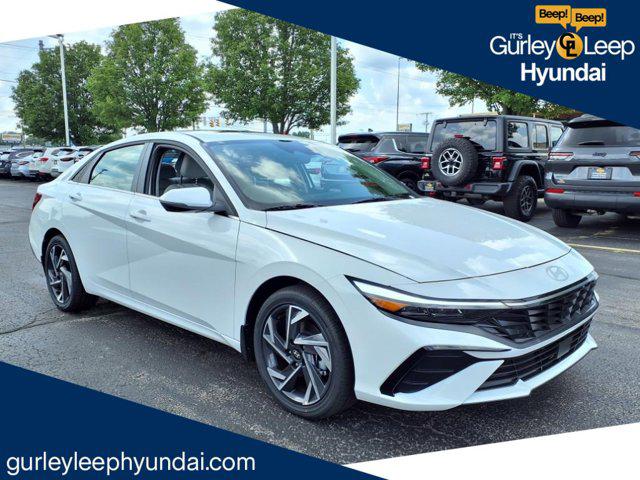 2025 Hyundai Elantra Limited's photo