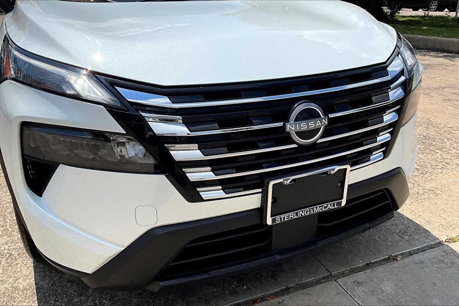 2024 Nissan Rogue SV photo 26