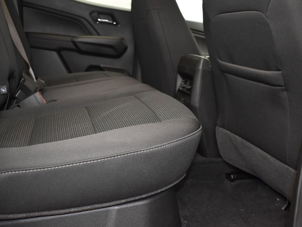2026 Chevrolet Colorado LT photo 16