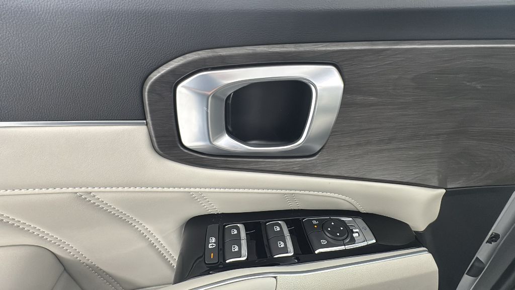2026 Kia Sorento X-Line SX photo 19