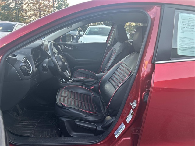 2015 Mazda Mazda3 Touring photo 3