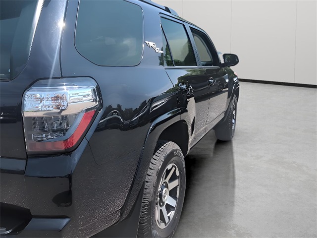 2024 Toyota 4Runner TRD Off-Road photo 5