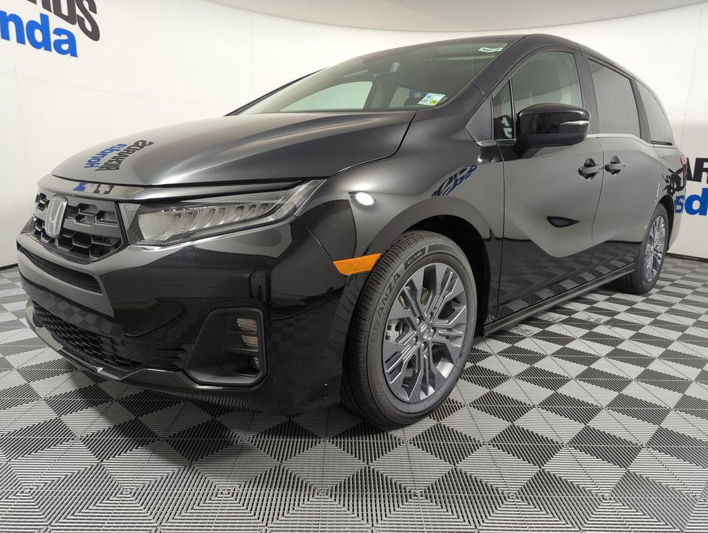 2026 Honda Odyssey Touring's photo