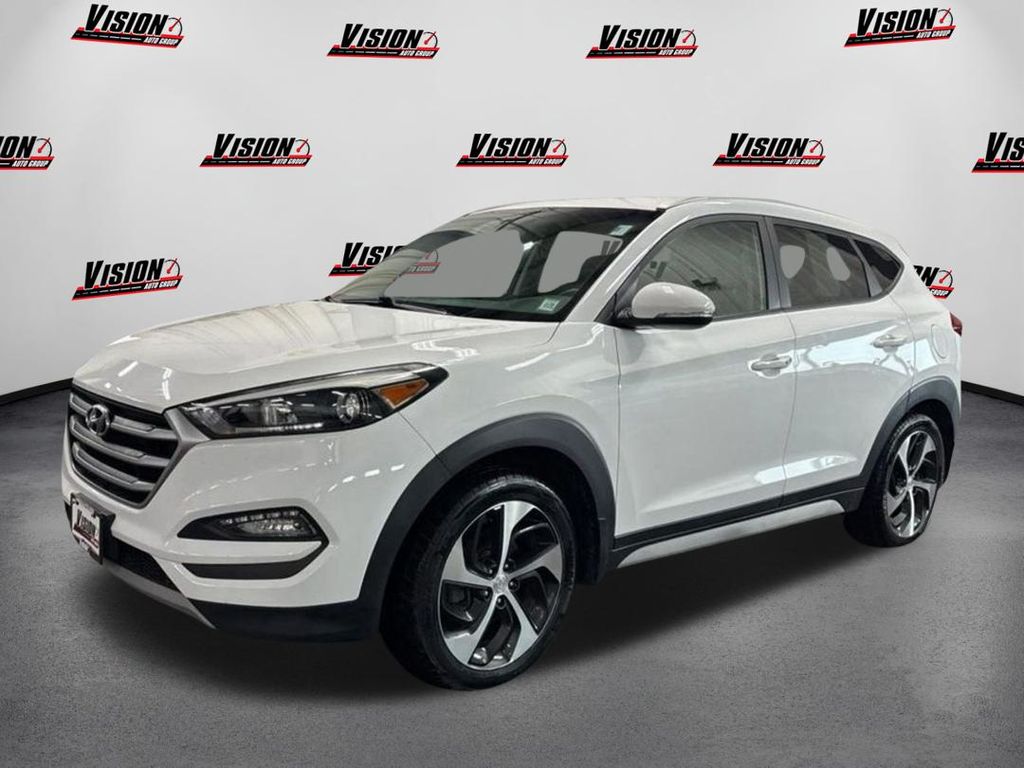 2017 Hyundai Tucson Sport's photo
