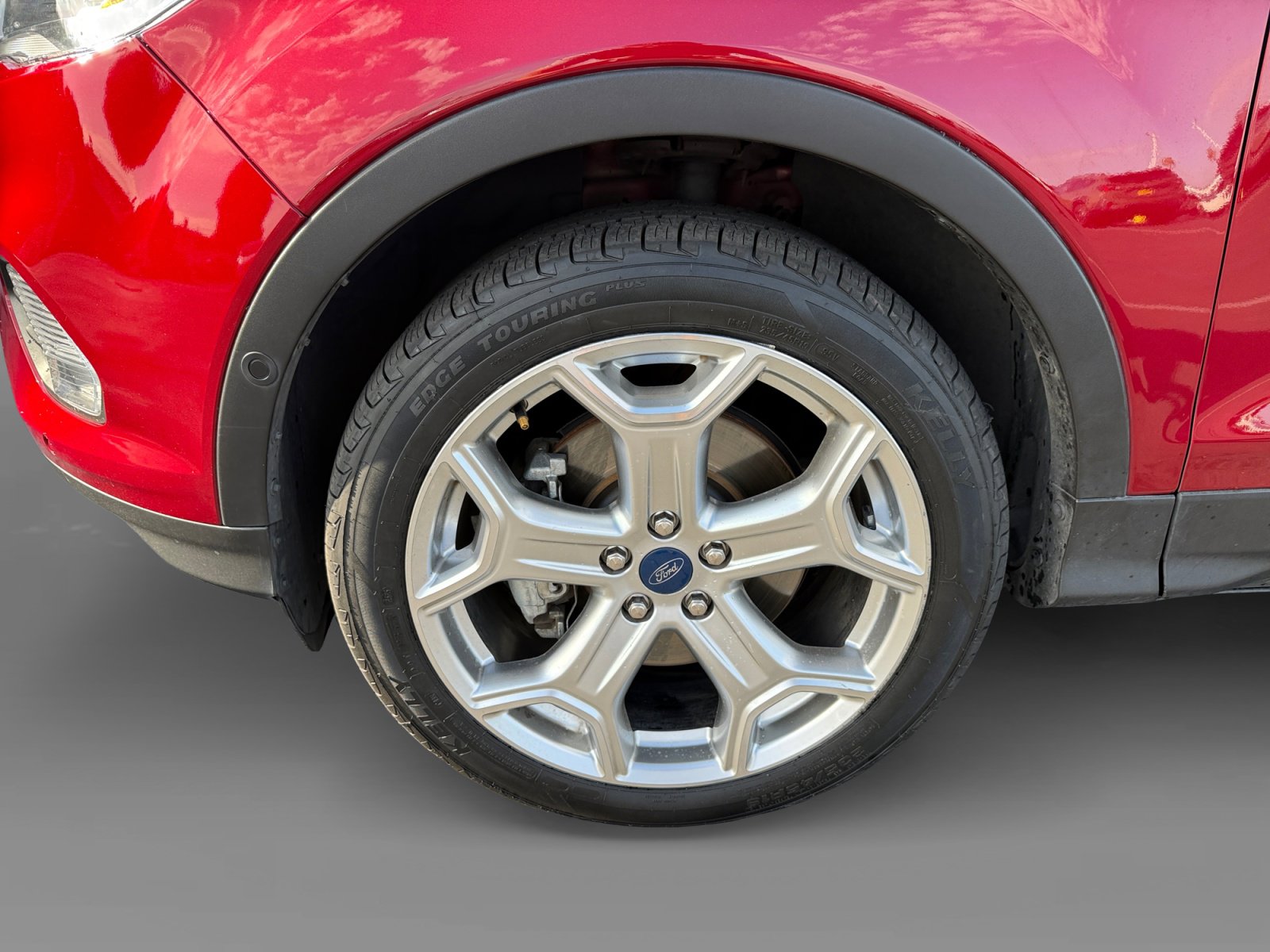 2019 Ford Escape Titanium photo 9
