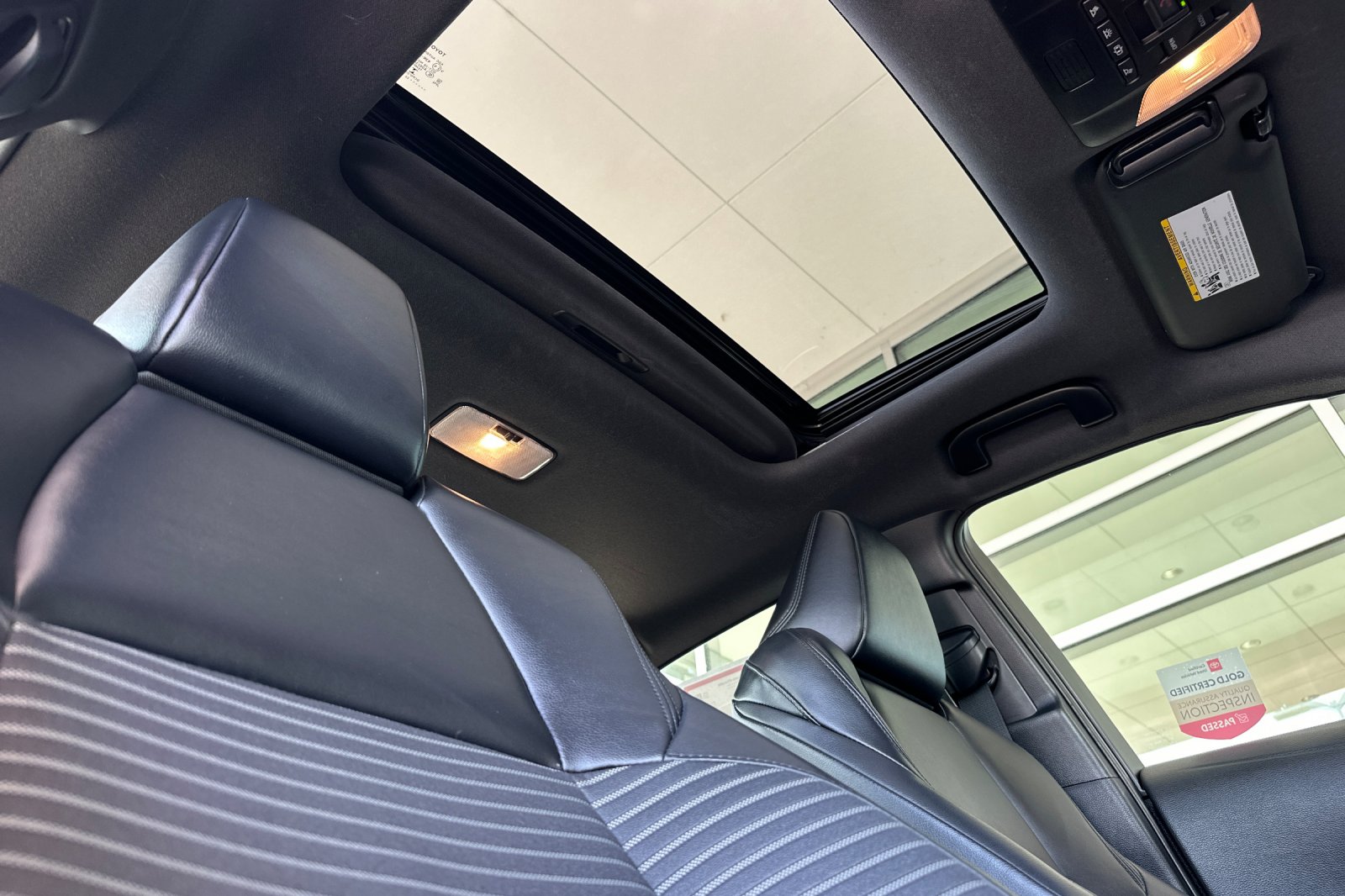 2022 Toyota Corolla XSE photo 15