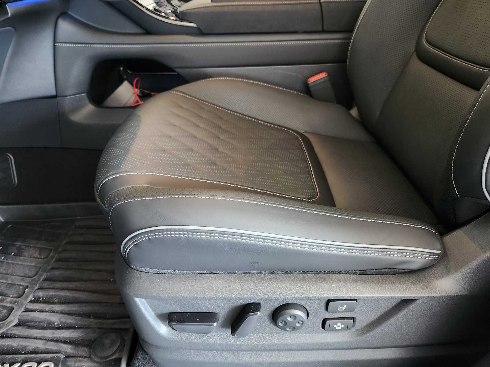 2025 Infiniti QX80 photo 21
