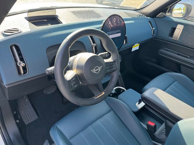 2025 Mini Countryman photo 13