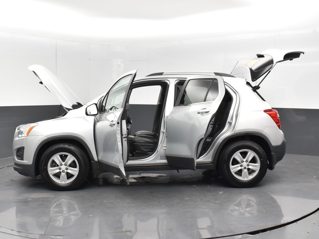 2016 Chevrolet Trax LT photo 33