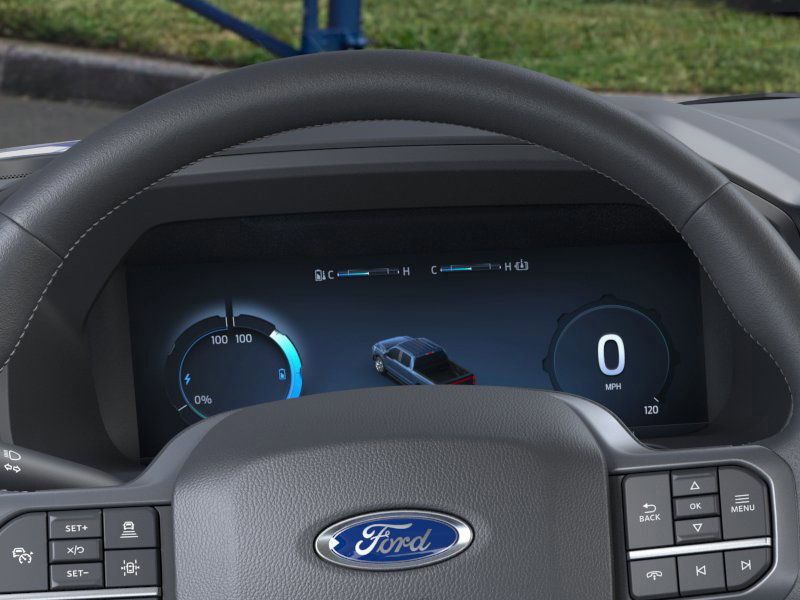 2025 Ford F-150 XLT photo 14