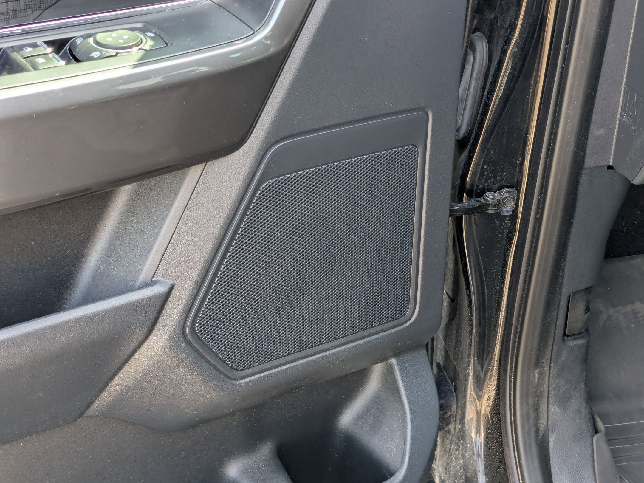 2023 Ford F-150 XLT photo 11