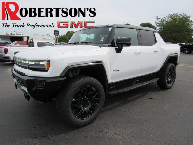 2026 GMC HUMMER EV 2X's photo