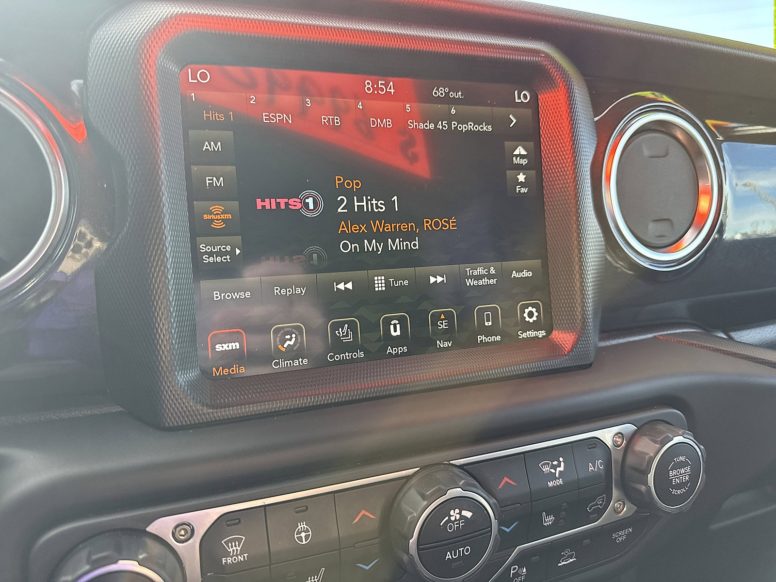 2023 Jeep Wrangler Rubicon 392 photo 16