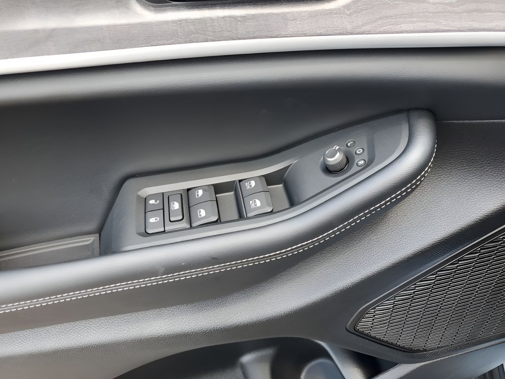 2025 Jeep Grand Cherokee Limited photo 26