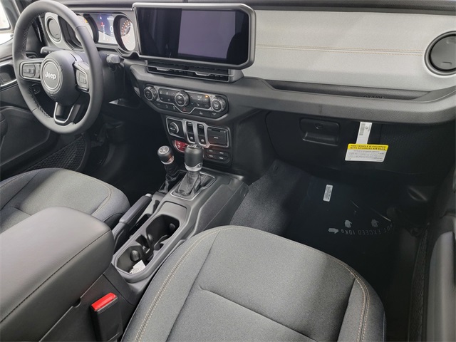 2025 Jeep Wrangler Willys photo 30