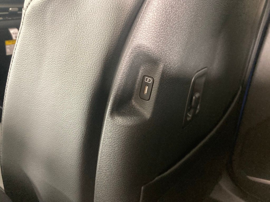 2026 Kia Sportage X-Line photo 4