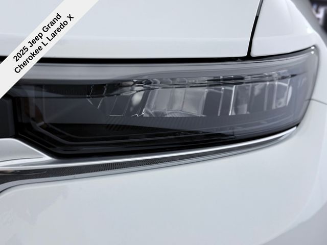 2025 Jeep Grand Cherokee Laredo X photo 10