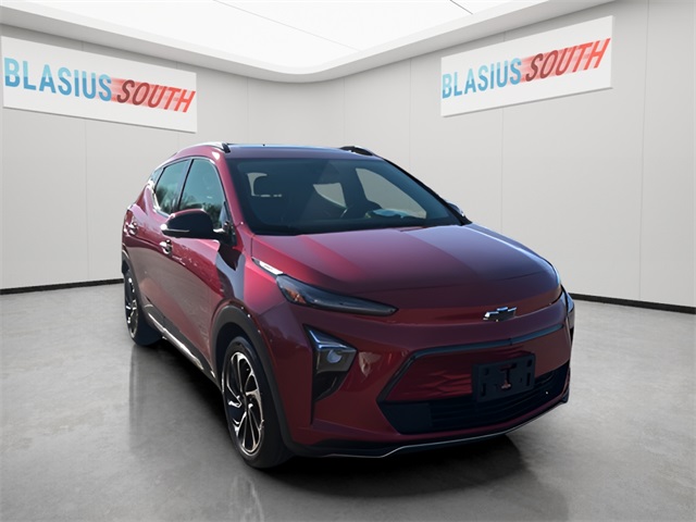 2022 Chevrolet Bolt EUV Premier's photo