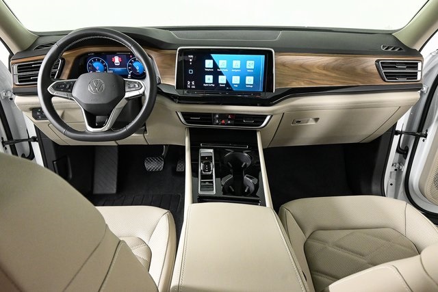 2026 Volkswagen Atlas SE Technology photo 16