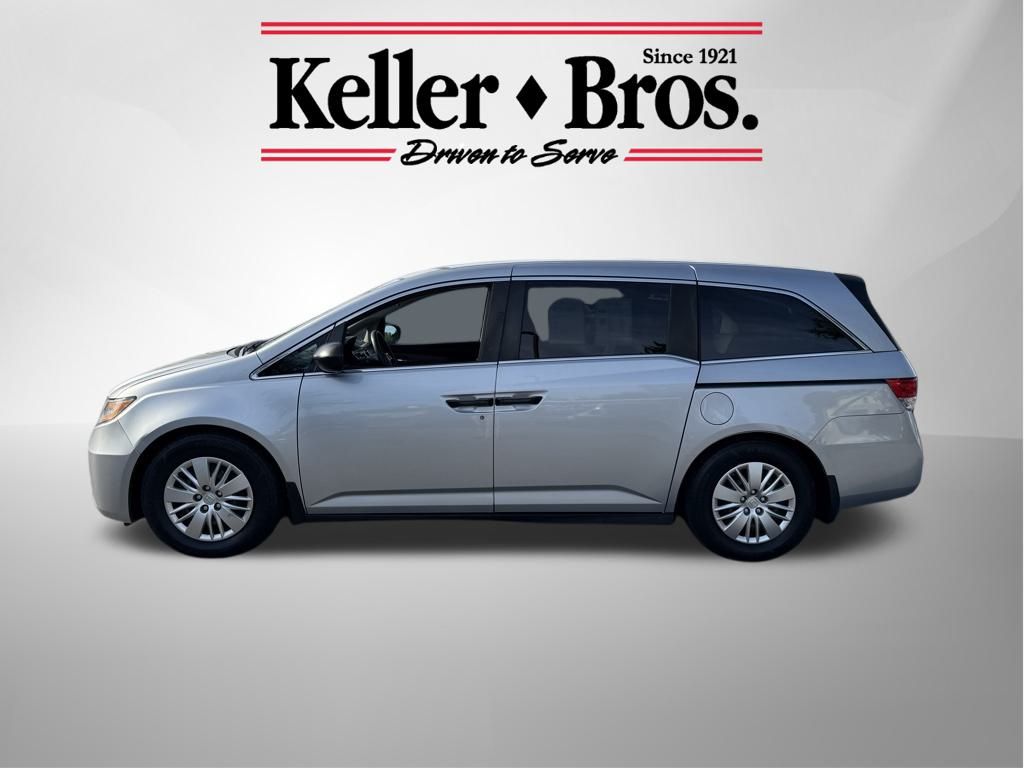 2014 Honda Odyssey LX photo 4