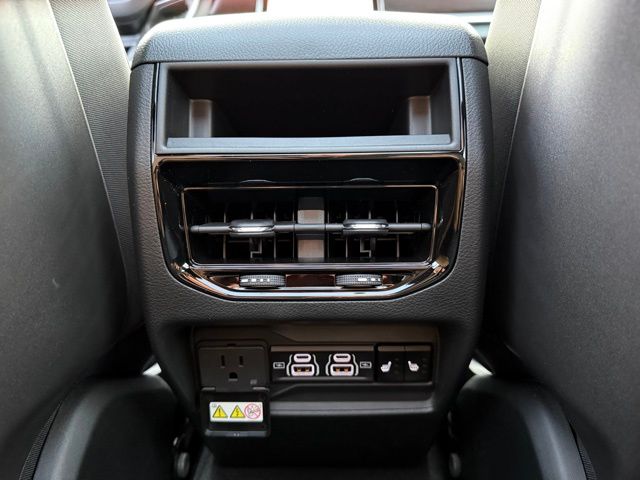 2024 Jeep Cherokee Limited 4xe photo 27