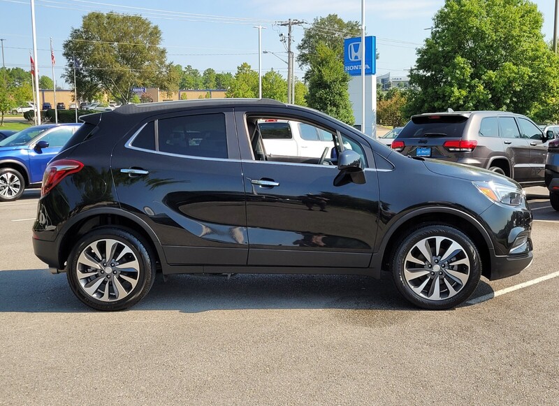 2022 Buick Encore Preferred photo 2