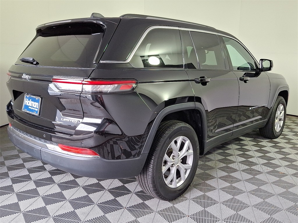 2022 Jeep Grand Cherokee Limited photo 4