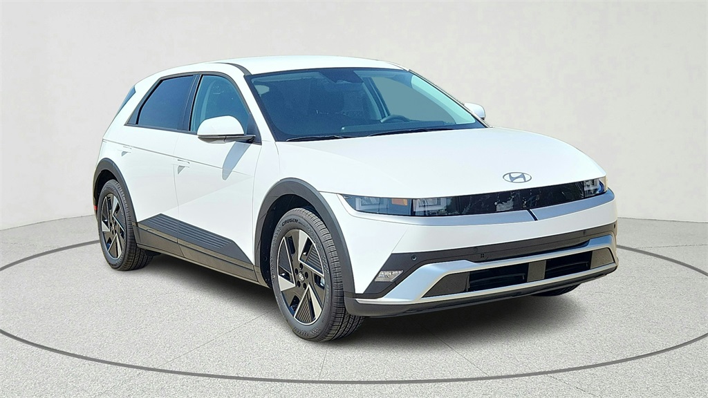 2025 Hyundai Ioniq 5 SE photo 11