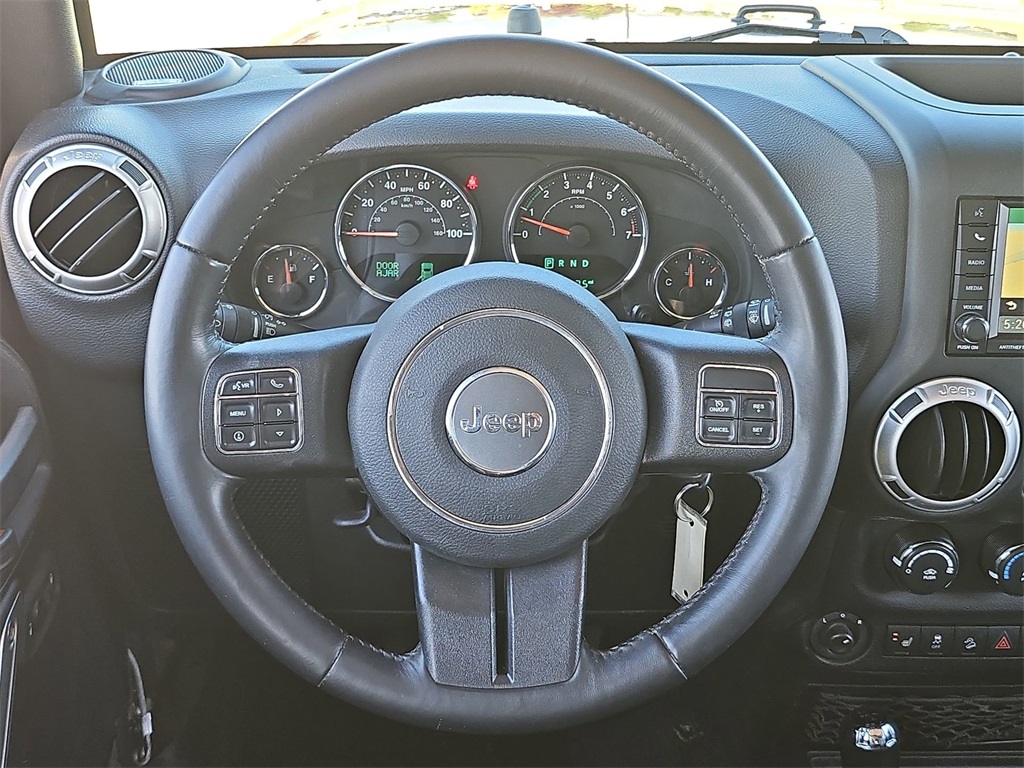 2016 Jeep Wrangler Unlimited Sahara photo 40