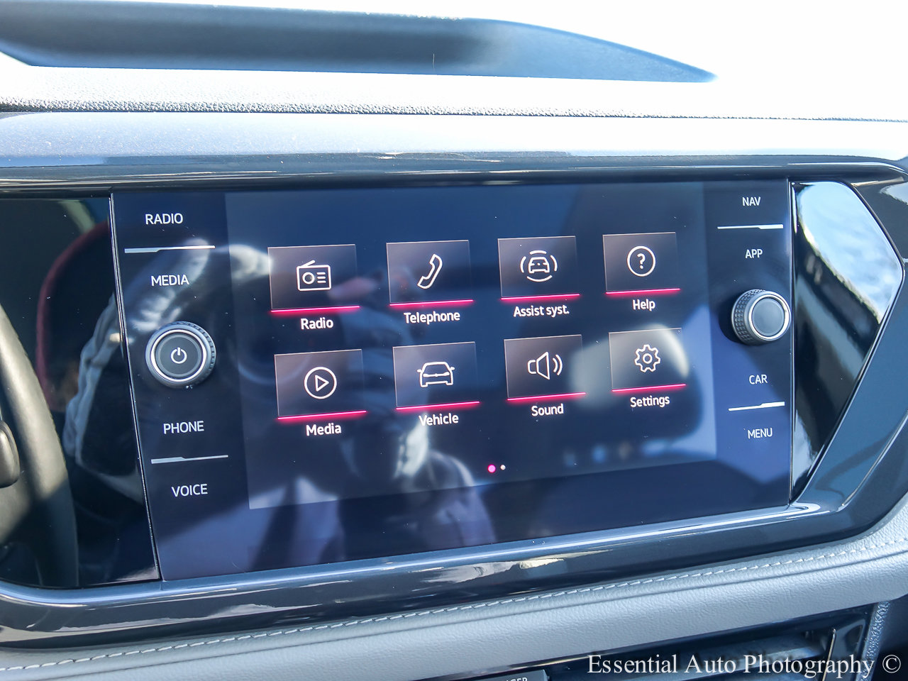 2023 VOLKSWAGEN TAOS - Image 13