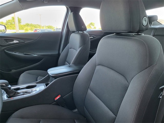 2023 Chevrolet Malibu 1LT photo 13