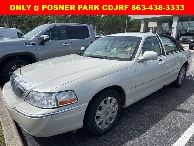 2004 Lincoln Town Car Ultimate photo 6