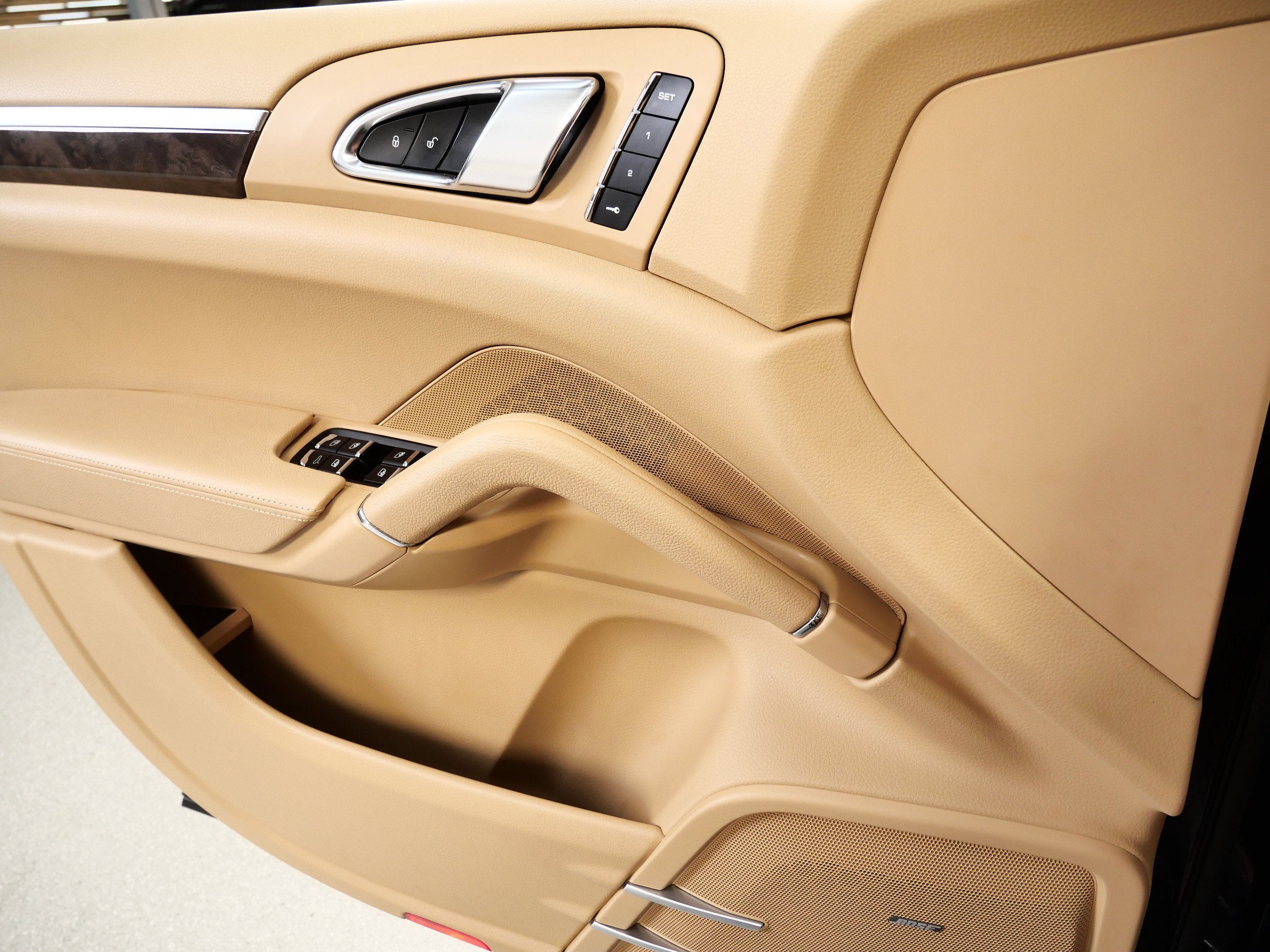 2015 Porsche Cayenne Diesel photo 28