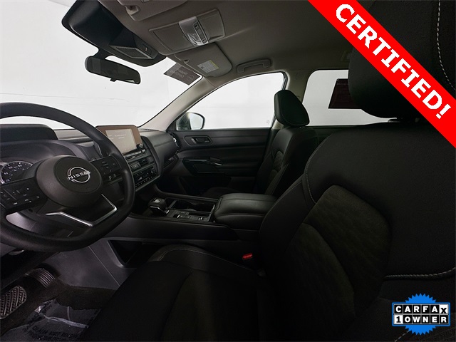 2024 Nissan Pathfinder S photo 12