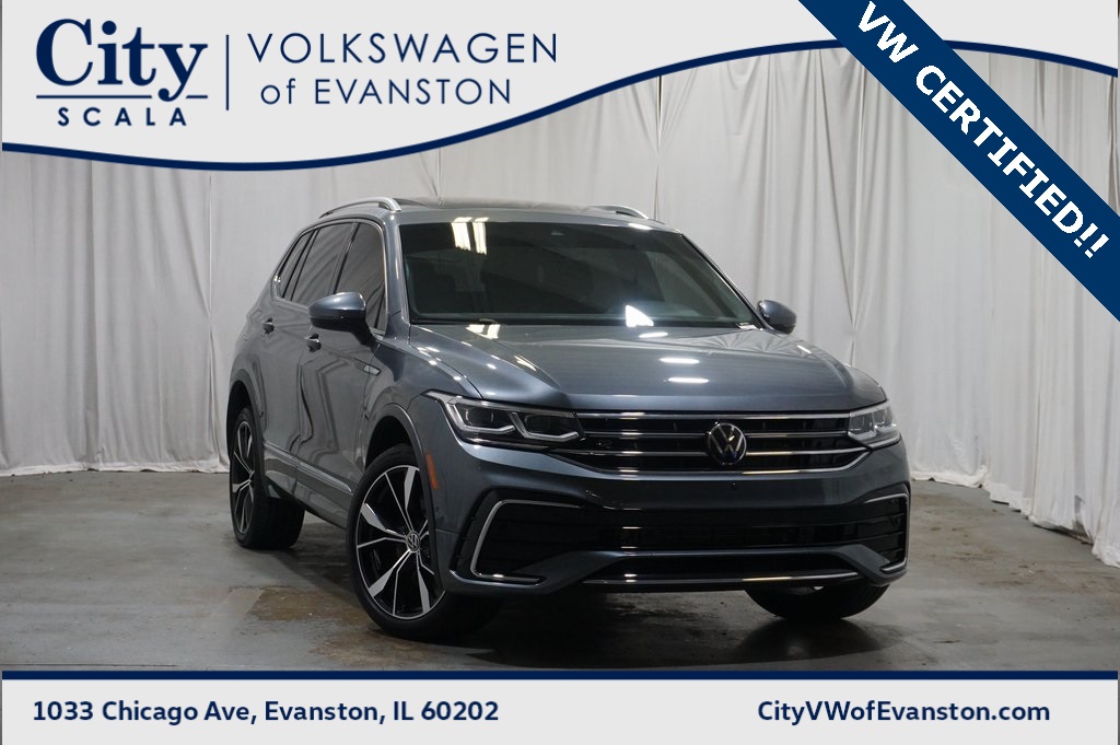 2024 Volkswagen Tiguan SEL R-LINE's photo