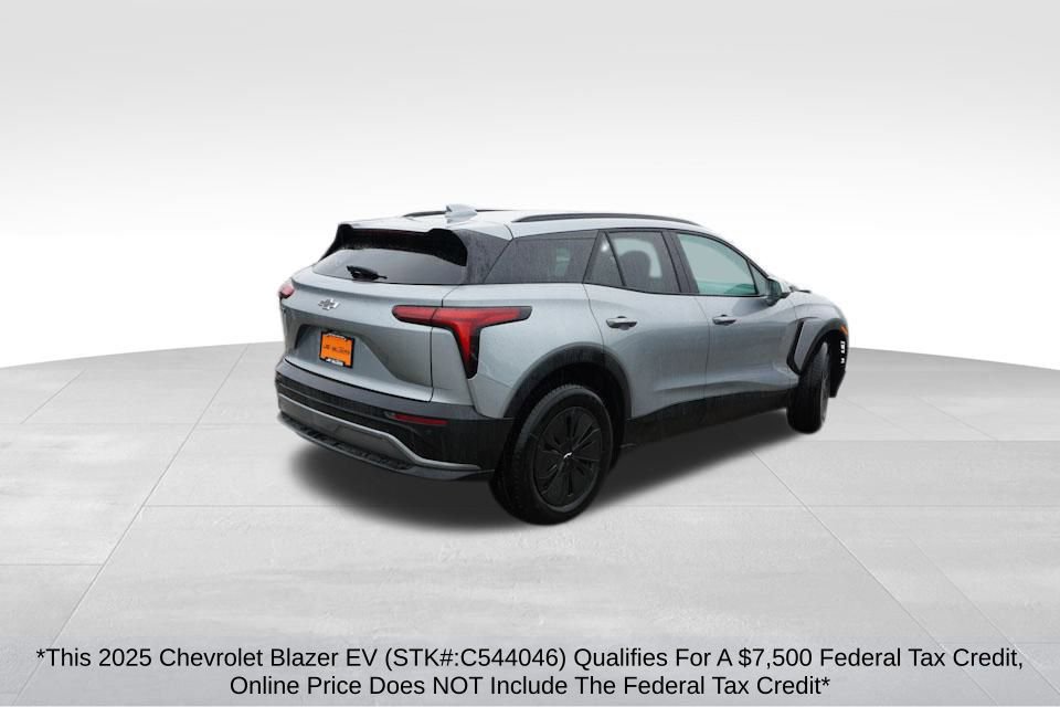 2025 Chevrolet Blazer EV 2LT Sport photo 3