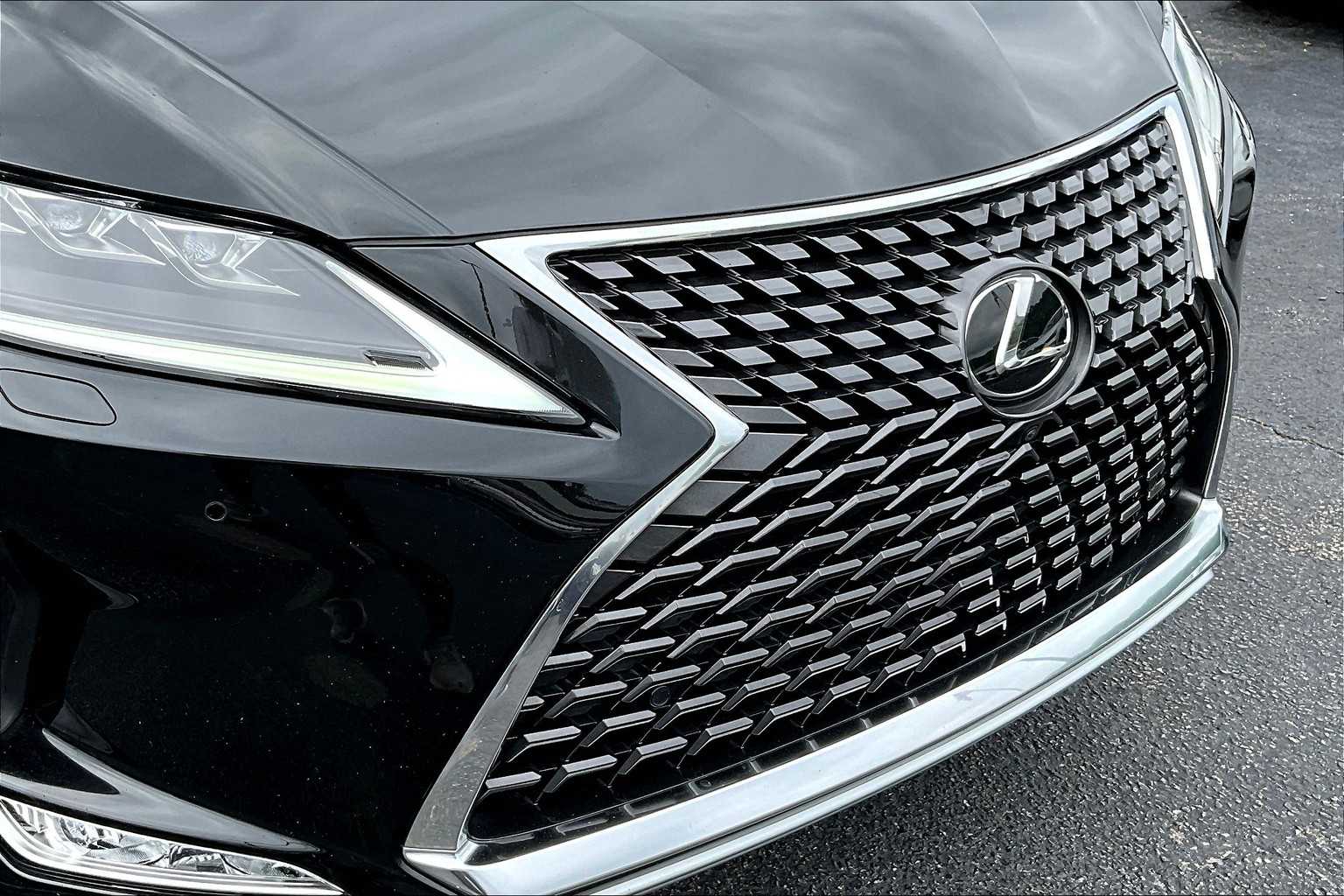 2021 Lexus RX Luxury AWD photo 28