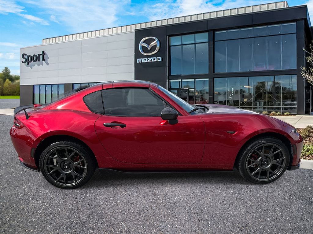 2022 Mazda MX-5 Miata RF Miata Grand Touring photo 2