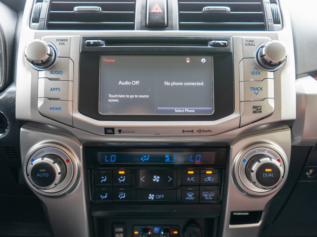 2016 Toyota 4Runner Limited photo 18