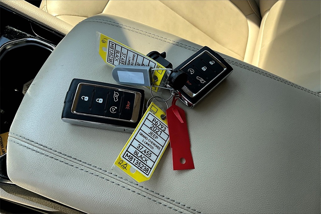 2021 Jeep Grand Cherokee Limited photo 11