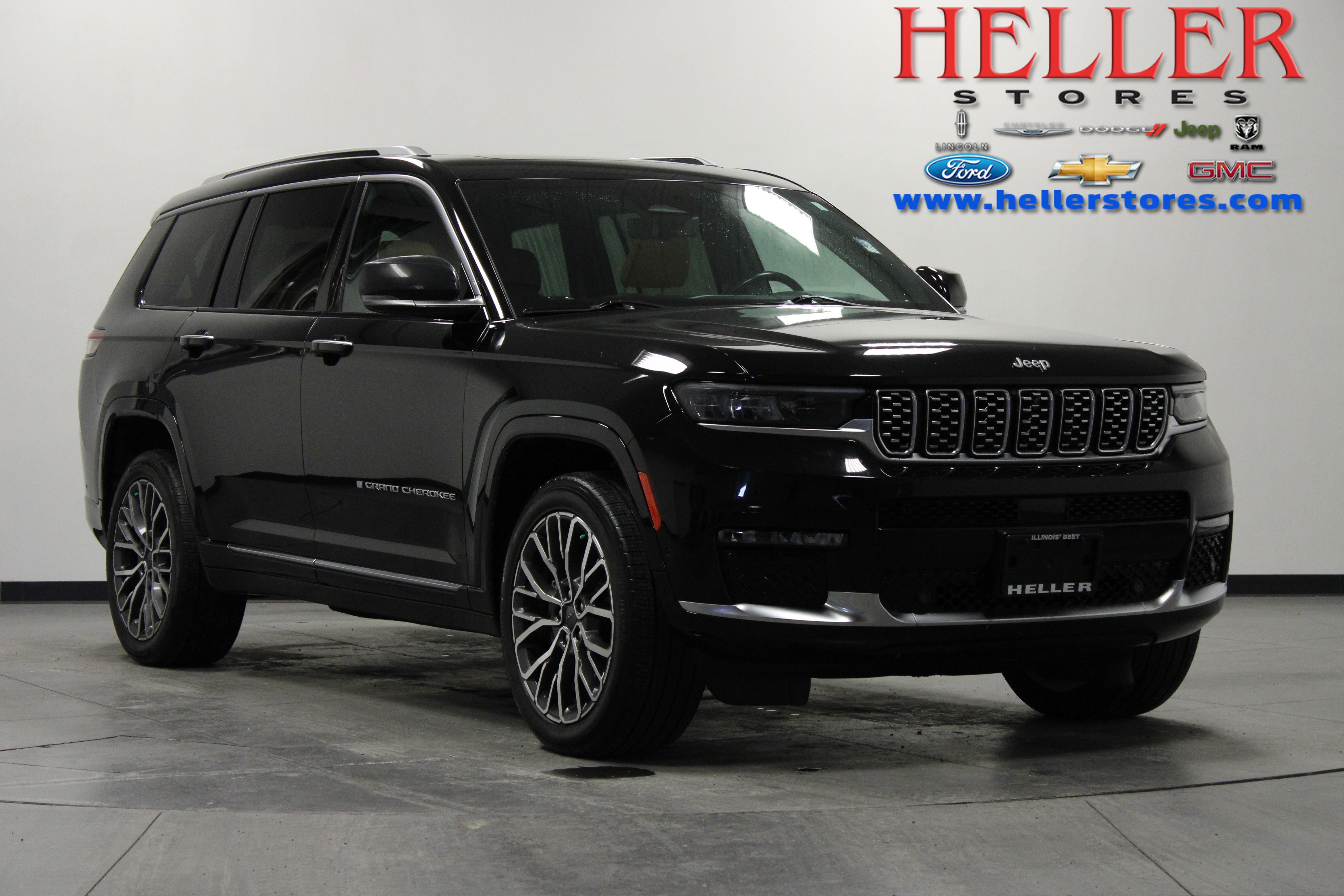 2021 Jeep Grand Cherokee L Summit Reserve's photo