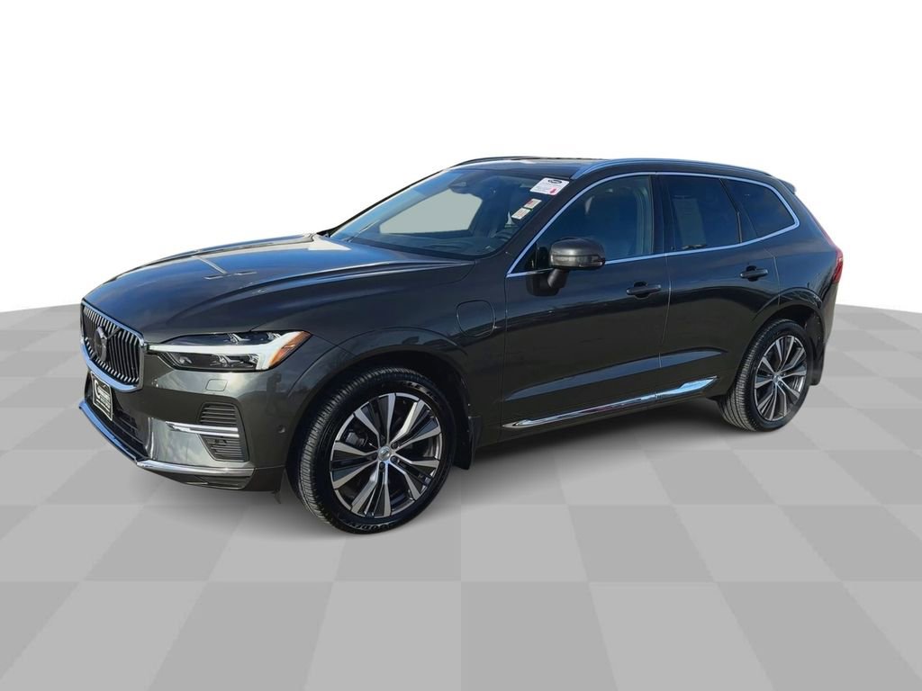 2022 Volvo XC60 Recharge Hybrid T8 Inscription Expression photo 4