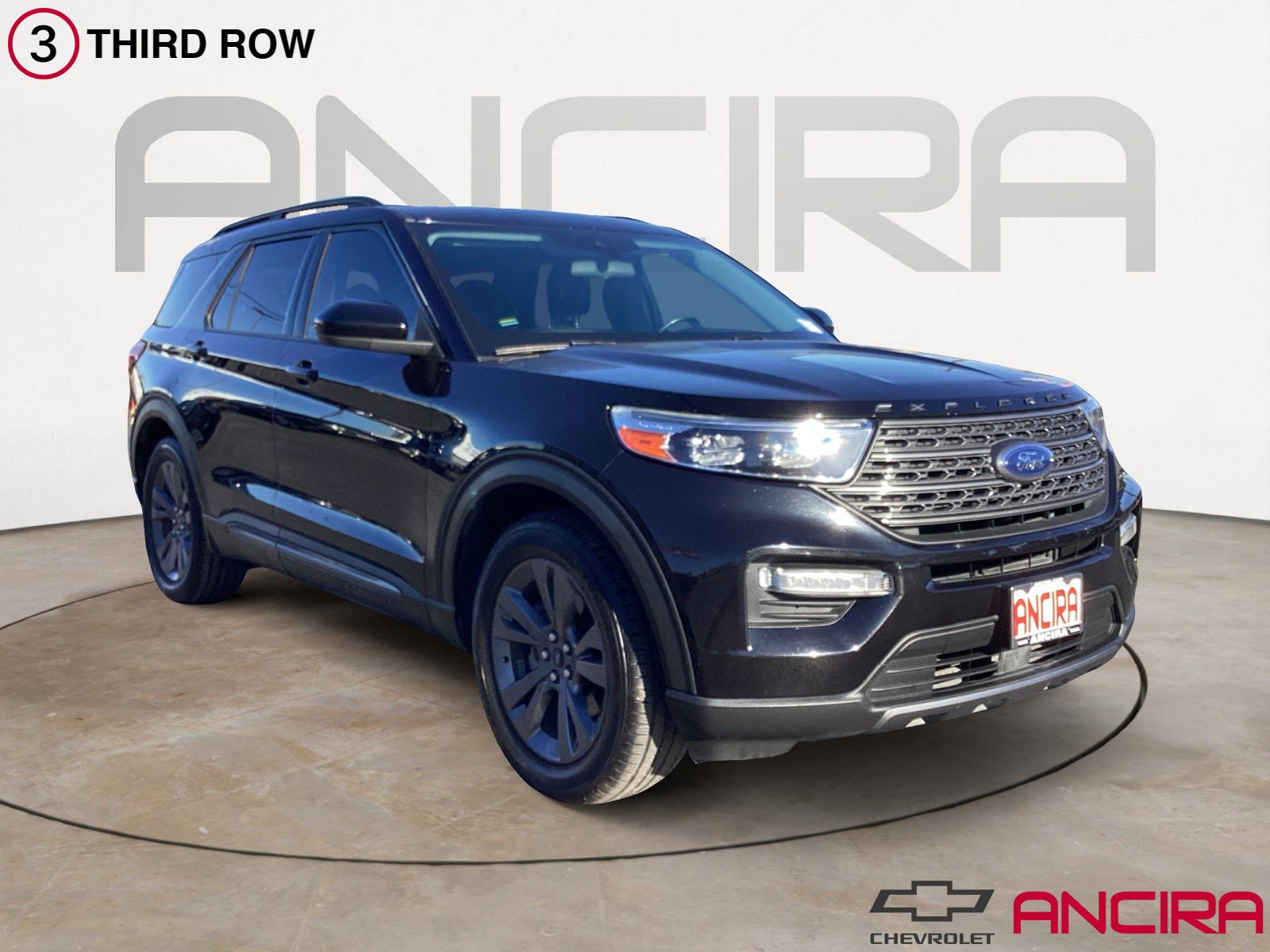 2022 Ford Explorer XLT's photo