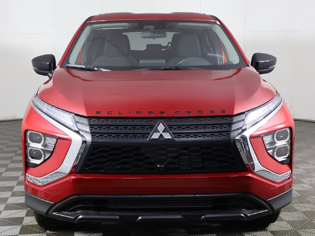 2025 Mitsubishi Eclipse Cross LE photo 18