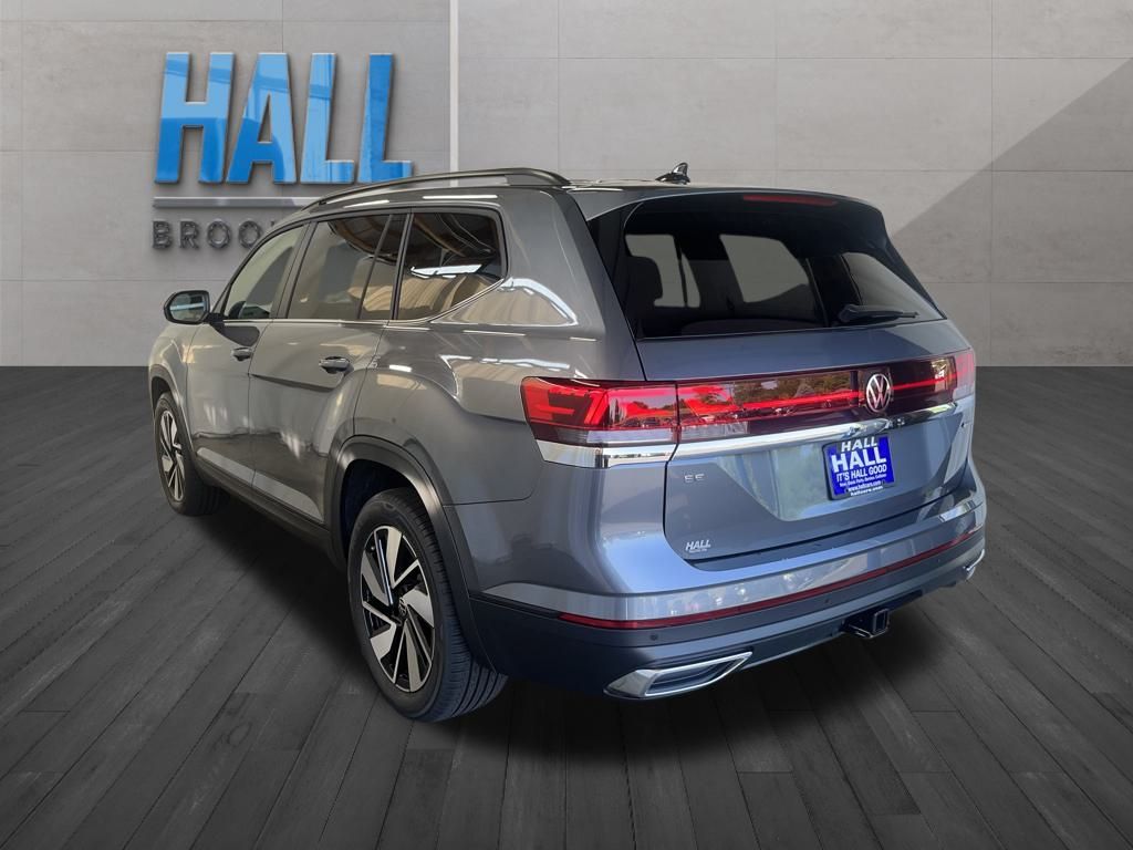 2025 Volkswagen Atlas SE Technology photo 3