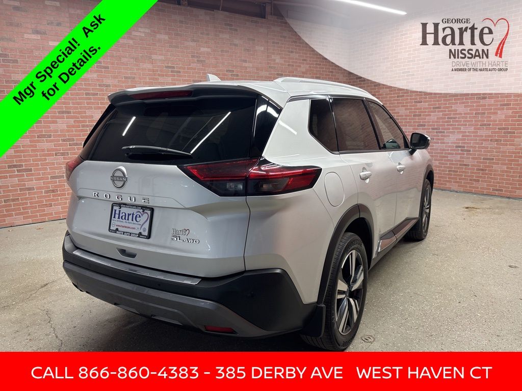2022 Nissan Rogue SL photo 6